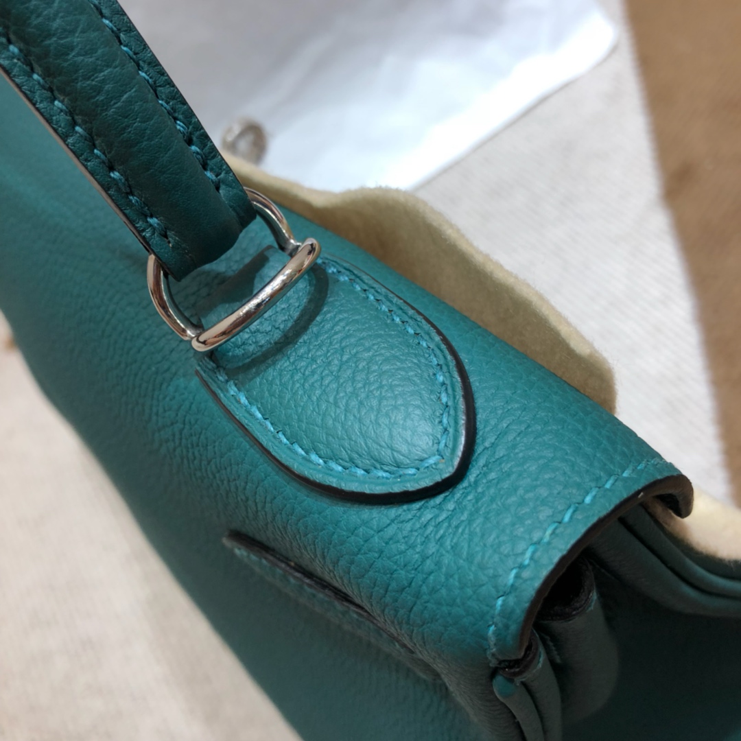 Hermes Kelly 32cm Handbag Shoulder Bag in Malachite Togo Leather